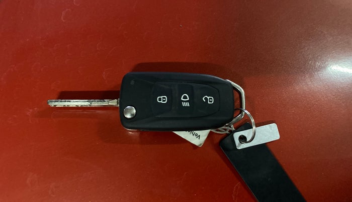 2020 Tata Tiago XZA PLUS PETROL, Petrol, Automatic, 36,825 km, Key Close Up