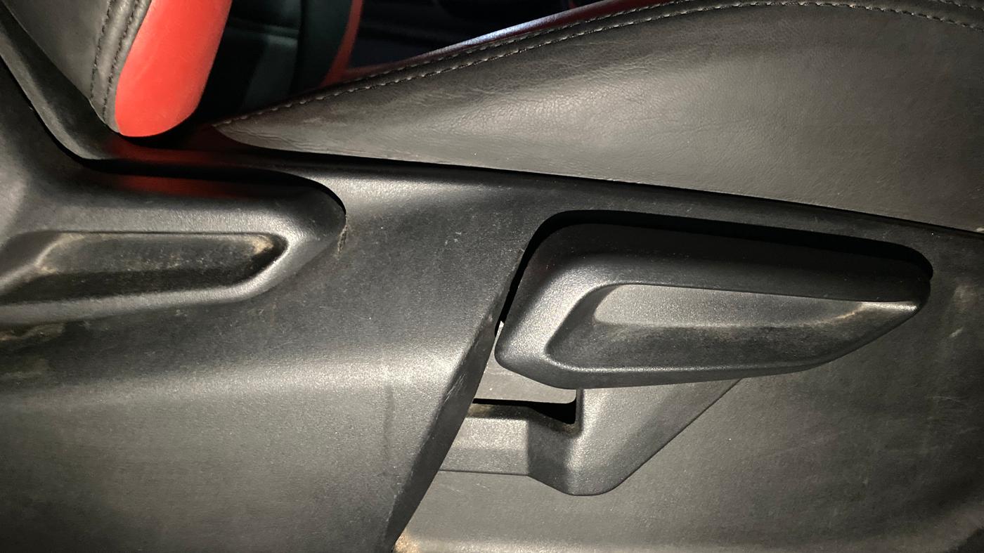 2020 Tata Tiago XZA PLUS PETROL, Petrol, Automatic, 36,825 km, Driver Side Adjustment Panel