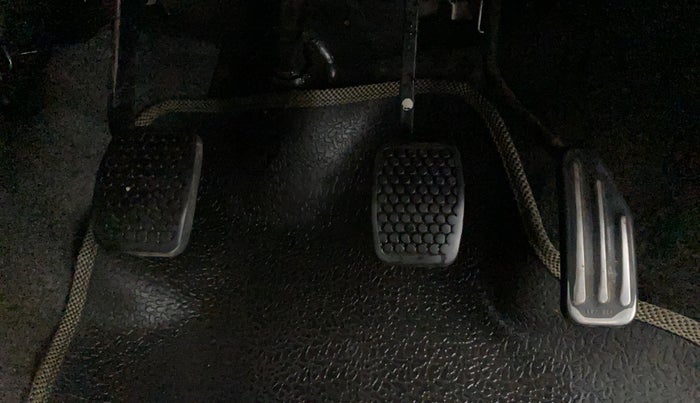 2011 Maruti Alto K10 LXI, Petrol, Manual, 42,237 km, Pedals