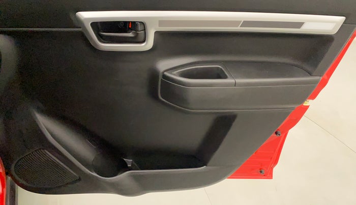 2020 Maruti S PRESSO VXI+, Petrol, Manual, 17,853 km, Driver Side Door Panels Control