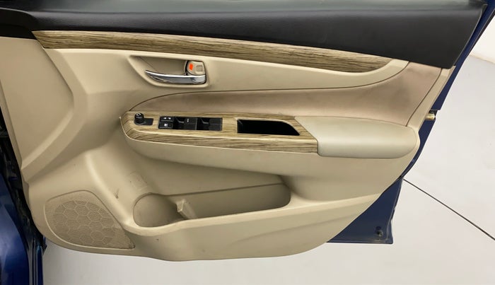 2019 Maruti Ciaz SIGMA 1.5 SHVS MT  PETROL, Petrol, Manual, 83,405 km, Driver Side Door Panels Control