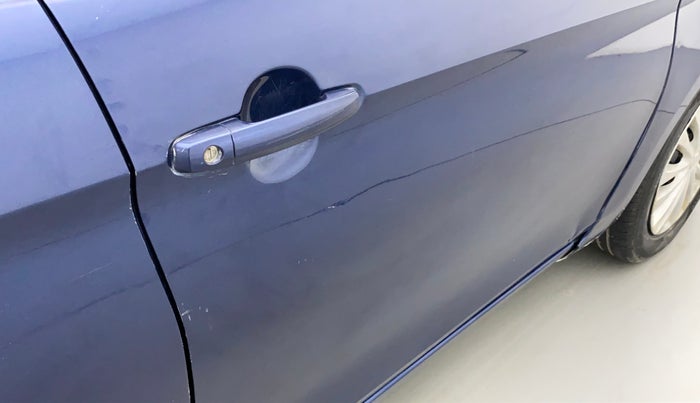 2019 Maruti Ciaz SIGMA 1.5 SHVS MT  PETROL, Petrol, Manual, 83,405 km, Driver-side door - Slightly dented