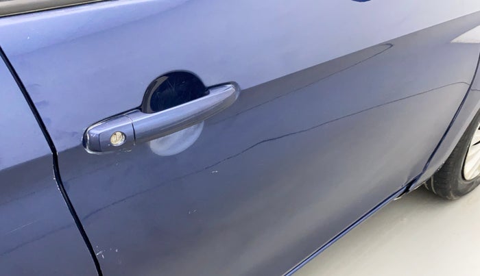 2019 Maruti Ciaz SIGMA 1.5 SHVS MT  PETROL, Petrol, Manual, 83,405 km, Driver-side door - Minor scratches