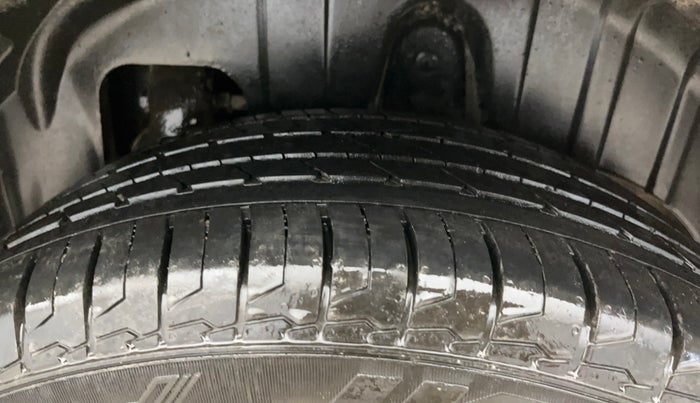 2019 Mahindra XUV300 W8 1.5 DIESEL, Diesel, Manual, 88,401 km, Left Rear Tyre Tread