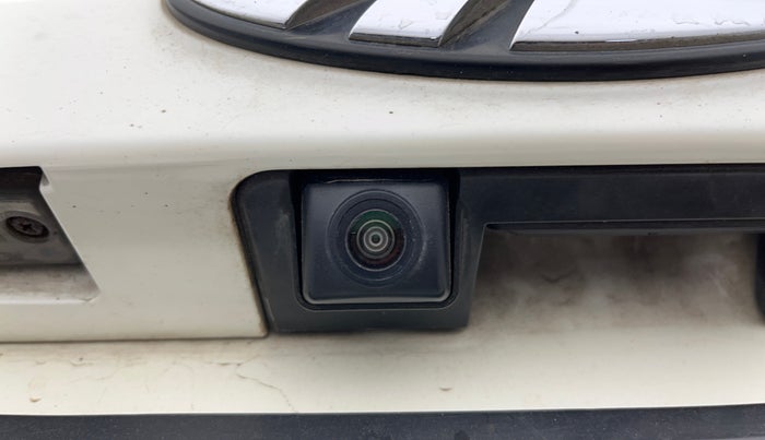 2019 Mahindra XUV300 W8 1.5 DIESEL, Diesel, Manual, 88,401 km, Parking Camera