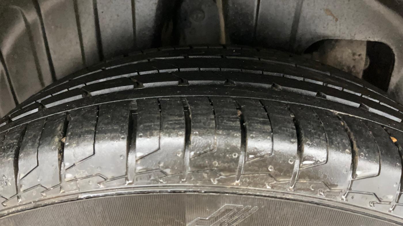 2019 Mahindra XUV300 W8 1.5 DIESEL, Diesel, Manual, 88,495 km, Right Rear Tyre Tread