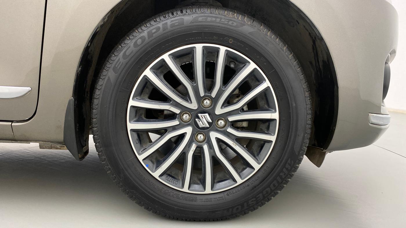 2018 Maruti Dzire ZXI Plus AMT, Petrol, Automatic, 15,805 km, Right Front Wheel