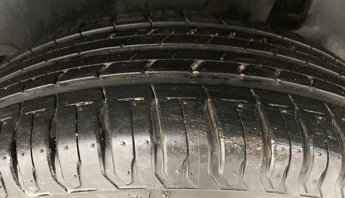 2018 Maruti Dzire ZXI Plus AMT, Petrol, Automatic, 15,805 km, Left Rear Tyre Tread