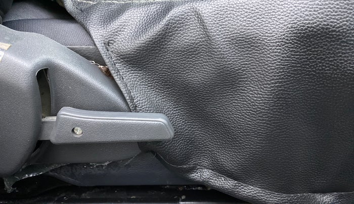 2019 Maruti Alto 800 LXI, Petrol, Manual, 18,781 km, Driver Side Adjustment Panel