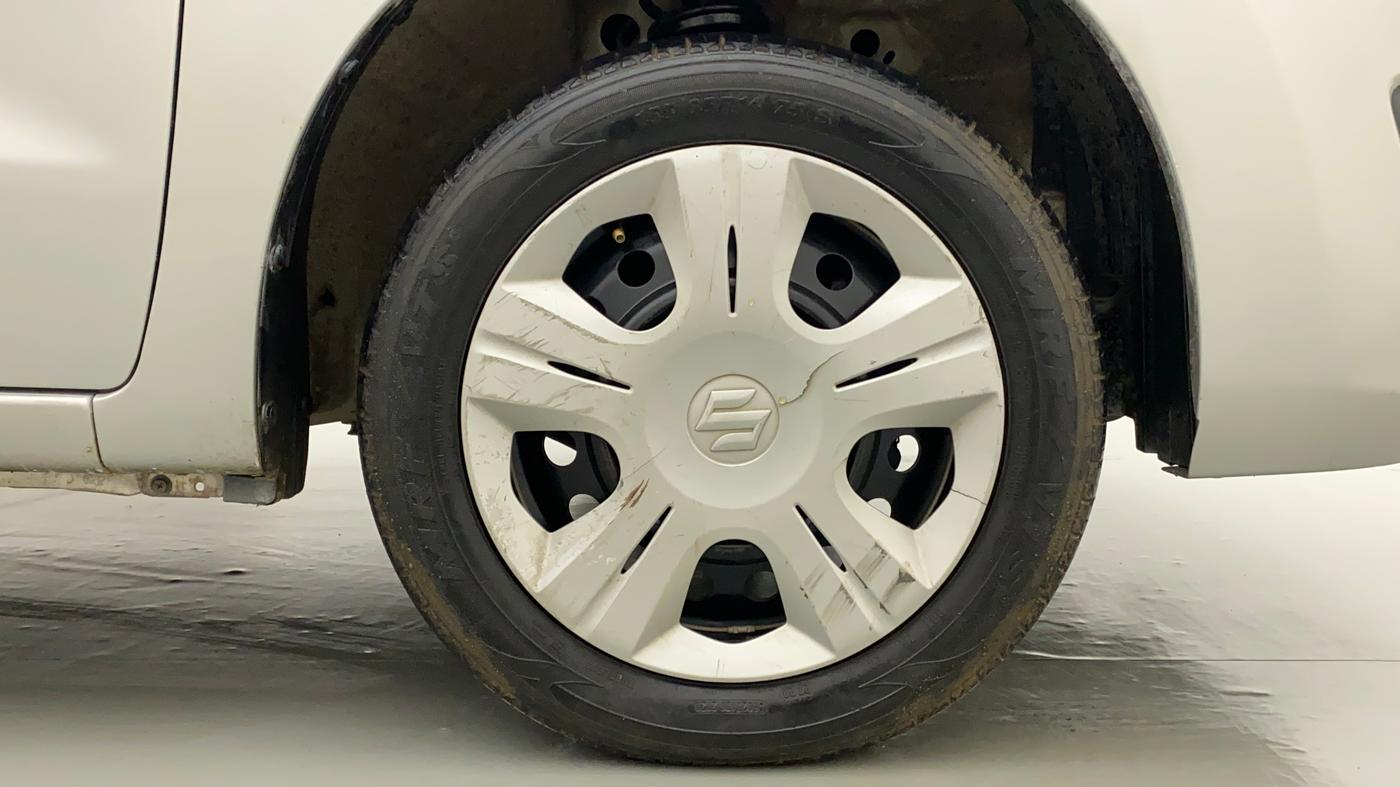 2014 Maruti Wagon R 1.0 VXI, Petrol, Manual, 72,090 km, Right Front Wheel