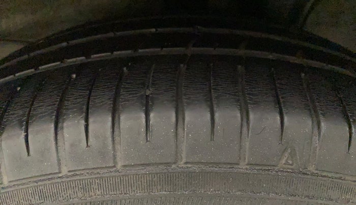 2019 Hyundai NEW SANTRO SPORTZ CNG, CNG, Manual, 63,530 km, Left Rear Tyre Tread