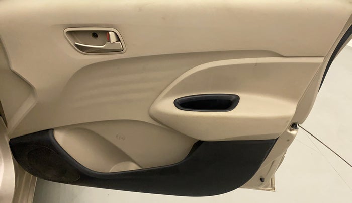 2019 Hyundai NEW SANTRO SPORTZ CNG, CNG, Manual, 63,530 km, Driver Side Door Panels Control