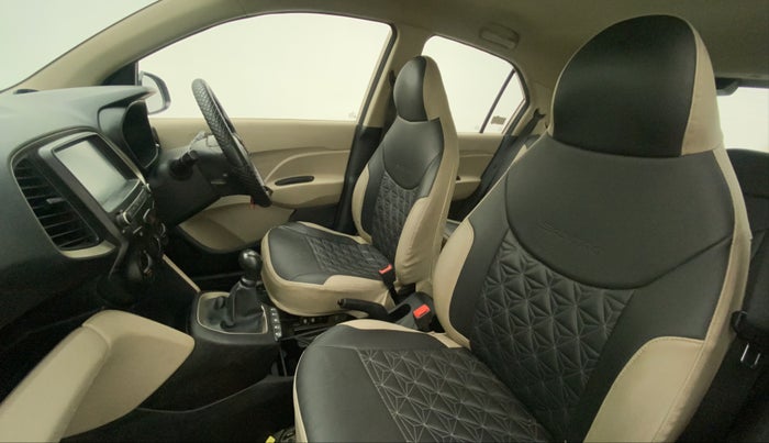 2019 Hyundai NEW SANTRO SPORTZ CNG, CNG, Manual, 63,530 km, Right Side Front Door Cabin