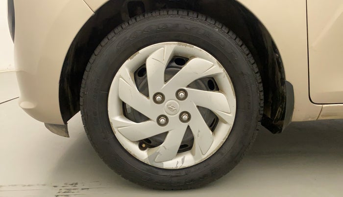 2019 Hyundai NEW SANTRO SPORTZ CNG, CNG, Manual, 63,530 km, Left Front Wheel