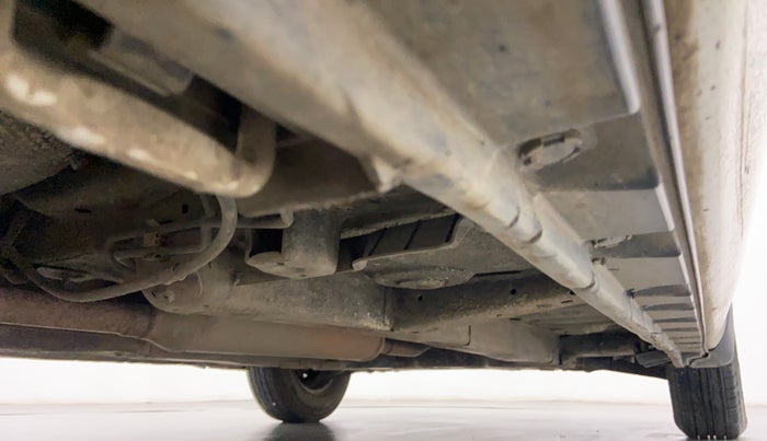 2013 Maruti Swift Dzire VXI, Petrol, Manual, 38,664 km, Right Side Underbody