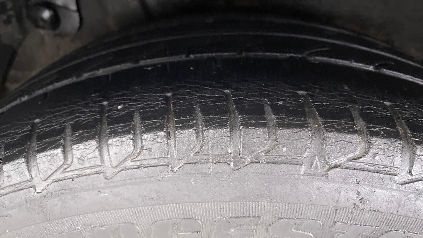 2013 Hyundai Verna FLUIDIC 1.6 SX VTVT, Petrol, Manual, 73,632 km, Right Rear Tyre Tread