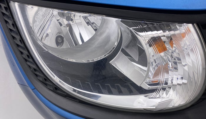 2017 Maruti IGNIS DELTA 1.2, Petrol, Manual, 30,298 km, Right headlight - Minor scratches