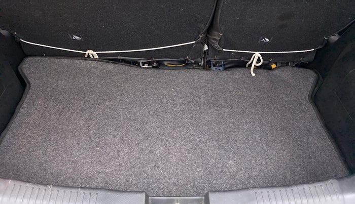 2017 Maruti IGNIS DELTA 1.2, Petrol, Manual, 30,298 km, Boot Inside