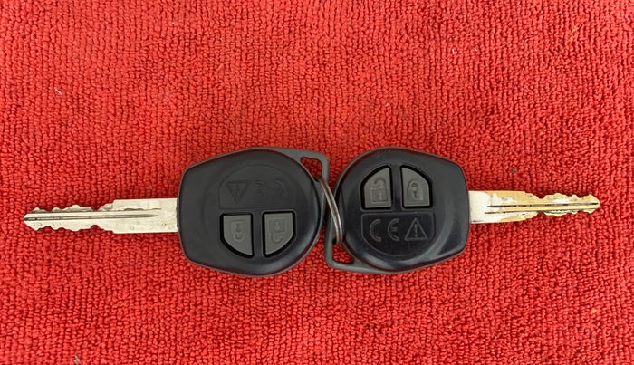 2018 Maruti Baleno DELTA PETROL 1.2, CNG, Manual, 77,320 km, Key Close Up