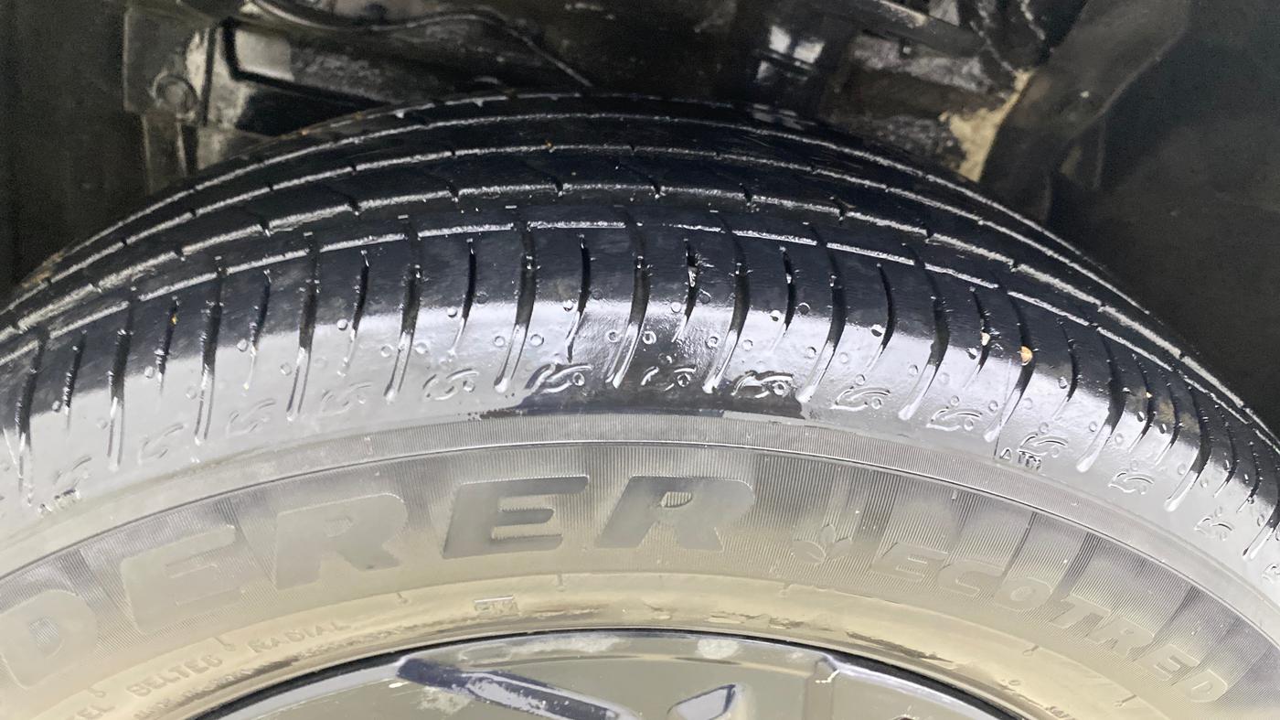 2022 Maruti BREZZA ZXI SMART HYBRID , Petrol, Manual, 28,481 km, Left Front Tyre Tread