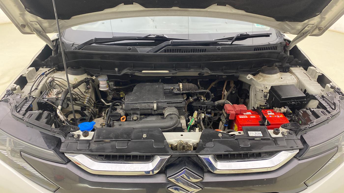2022 Maruti BREZZA ZXI SMART HYBRID , Petrol, Manual, 28,481 km, Engine View