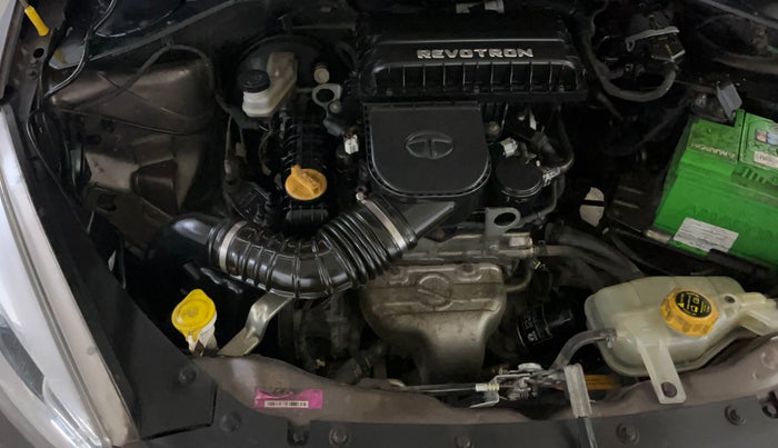 2017 Tata Tiago XT PETROL, Petrol, Manual, 48,577 km, Engine View - Right