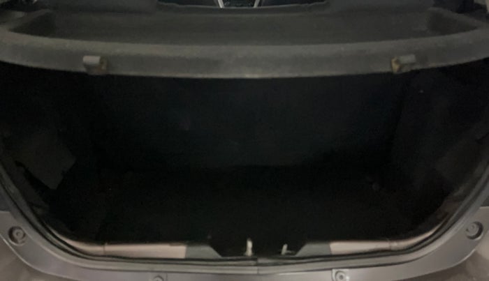 2017 Tata Tiago XT PETROL, Petrol, Manual, 48,577 km, Boot Inside