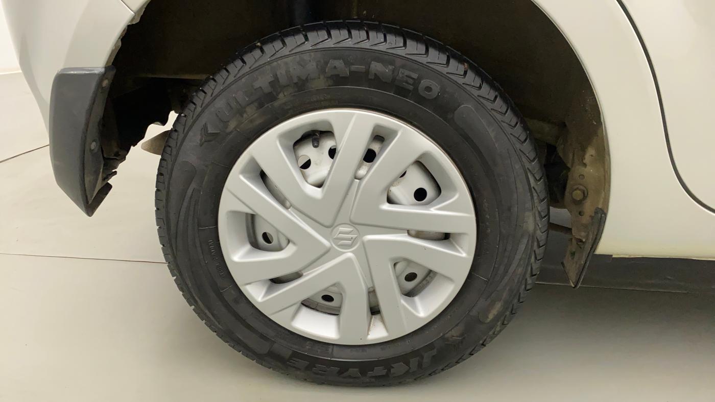 2022 Maruti New Wagon-R LXI CNG 1.0, CNG, Manual, 8,325 km, Right Rear Wheel