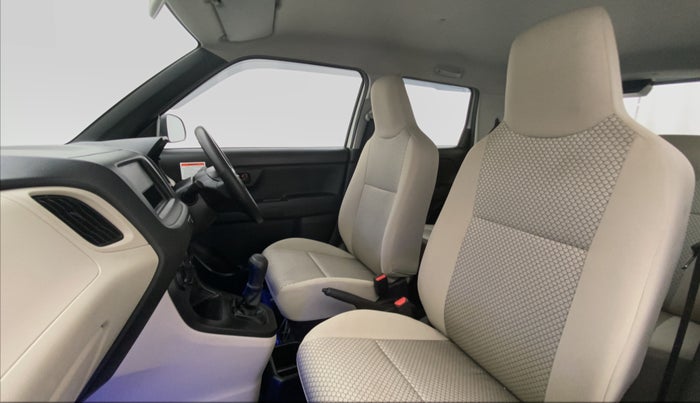 2022 Maruti New Wagon-R LXI CNG 1.0, CNG, Manual, 8,325 km, Right Side Front Door Cabin