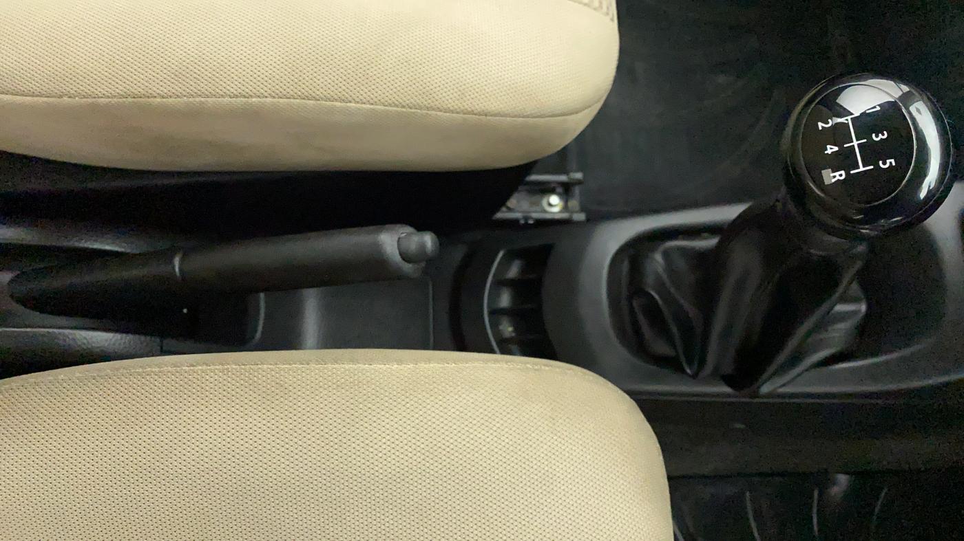 2017 Maruti Wagon R 1.0 LXI CNG, CNG, Manual, 14,601 km, Gear Lever