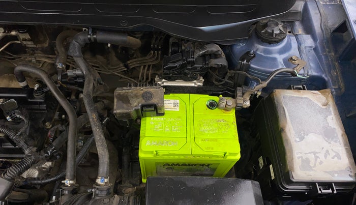 2021 Hyundai VENUE S 1.2, Petrol, Manual, 98,506 km, Engine View - Left