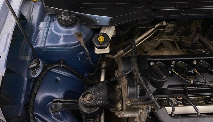 2021 Hyundai VENUE S 1.2, Petrol, Manual, 98,506 km, Engine View - Right