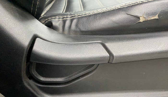 2021 Hyundai VENUE S 1.2, Petrol, Manual, 98,506 km, Driver Side Adjustment Panel