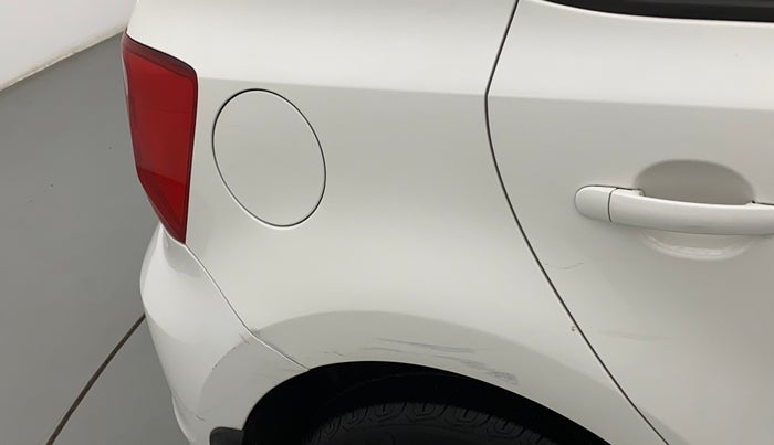 2017 Volkswagen Polo HIGHLINE1.5L, Diesel, Manual, 96,266 km, Right quarter panel - Paint has minor damage