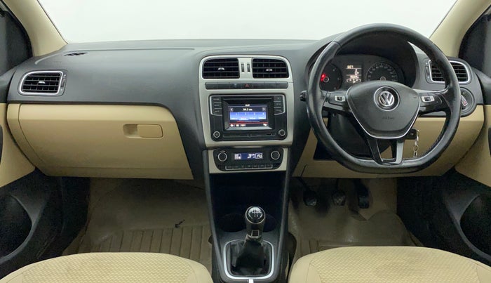 2017 Volkswagen Polo HIGHLINE1.5L, Diesel, Manual, 96,266 km, Dashboard