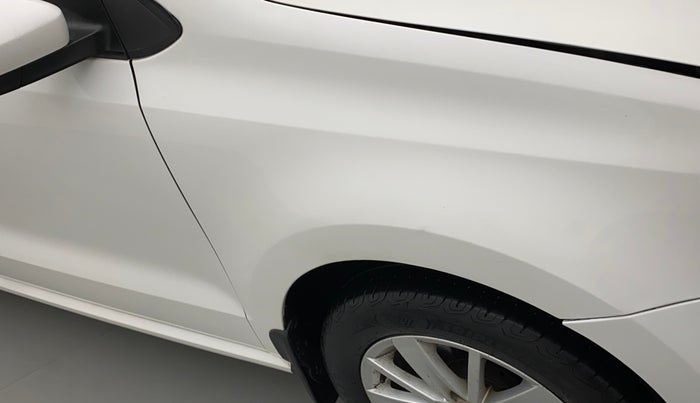 2017 Volkswagen Polo HIGHLINE1.5L, Diesel, Manual, 96,266 km, Right fender - Slightly dented