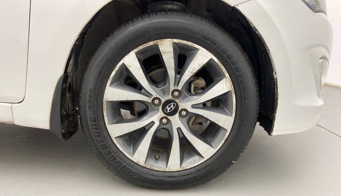 2016 Hyundai Verna FLUIDIC 4S 1.6 VTVT SX, Petrol, Manual, 66,039 km, Right Front Wheel
