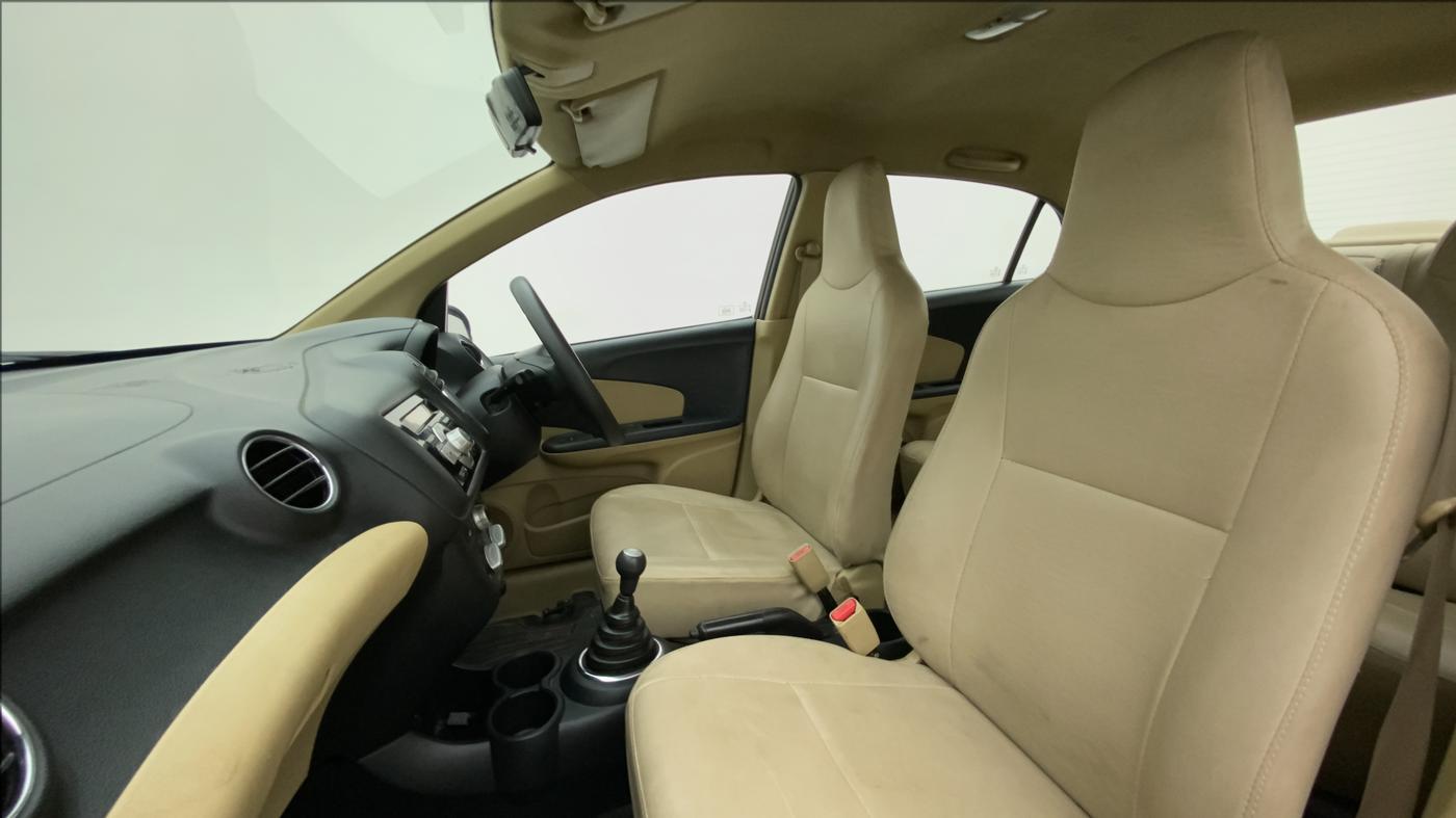 2015 Honda Amaze 1.5L I-DTEC VX, Diesel, Manual, 80,841 km, Right Side Front Door Cabin