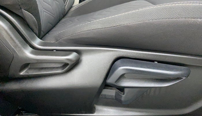 2021 Tata NEXON XZA+ (O) 1.2 RTN, Petrol, Automatic, 21,335 km, Driver Side Adjustment Panel