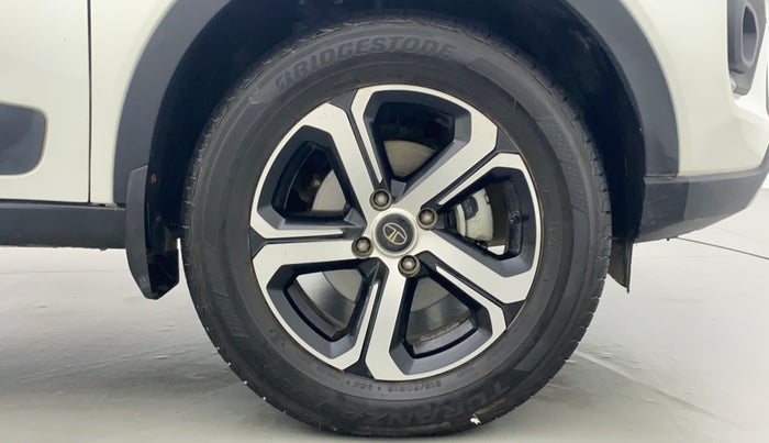 2021 Tata NEXON XZA+ (O) 1.2 RTN, Petrol, Automatic, 21,335 km, Right Front Wheel
