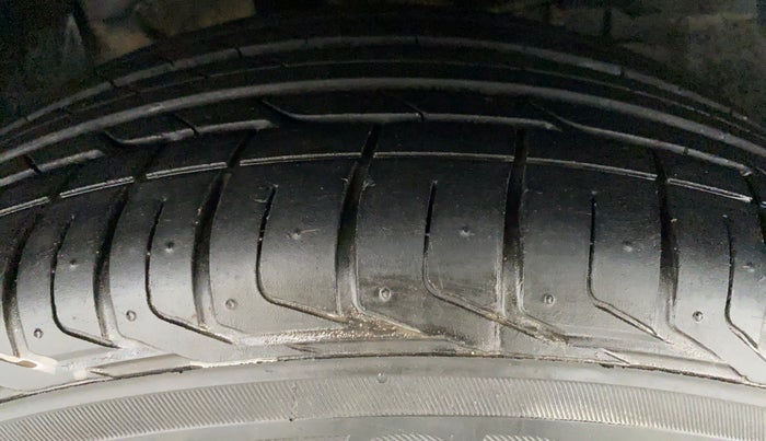 2021 Tata NEXON XZA+ (O) 1.2 RTN, Petrol, Automatic, 21,335 km, Right Front Tyre Tread
