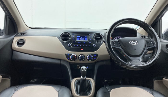 2015 Hyundai Grand i10 SPORTZ 1.2 KAPPA VTVT, Petrol, Manual, 75,475 km, Dashboard