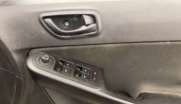 2014 Tata Zest XM PETROL, Petrol, Manual, 76,078 km, Driver Side Door Panels Control