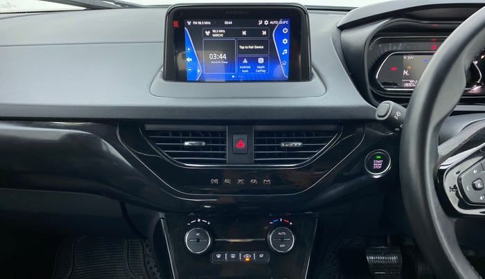 2022 Tata NEXON XZA PLUS (O) DIESEL DARK EDITION, Diesel, Automatic, 28,305 km, Air Conditioner