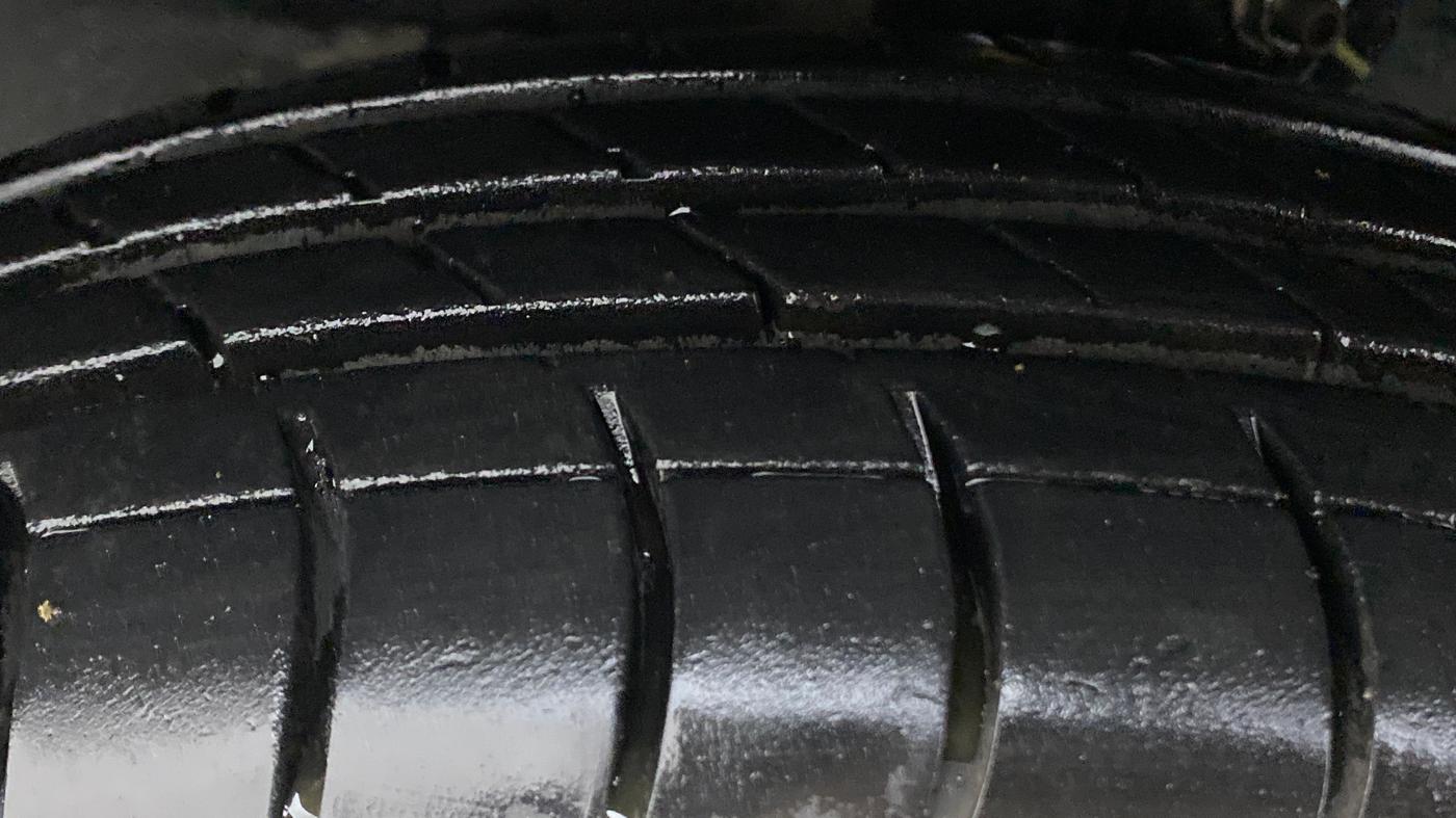 2012 Maruti A Star VXI ABS AT, Petrol, Automatic, 49,304 km, Left Front Tyre Tread