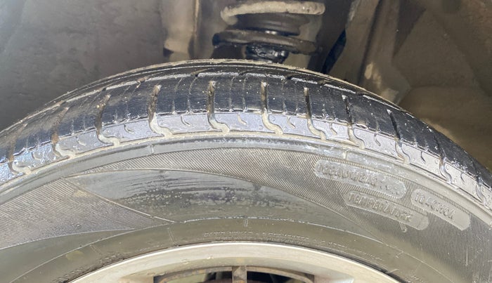 2020 Renault TRIBER RXZ, Petrol, Manual, 59,218 km, Left Front Tyre Tread