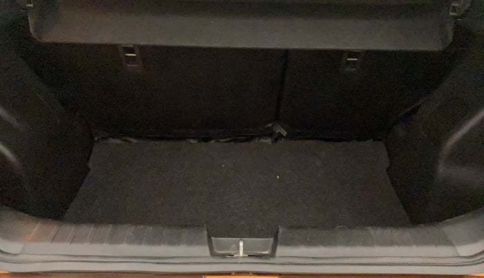 2018 Maruti Baleno ALPHA PETROL 1.2, Petrol, Manual, 23,144 km, Boot Inside