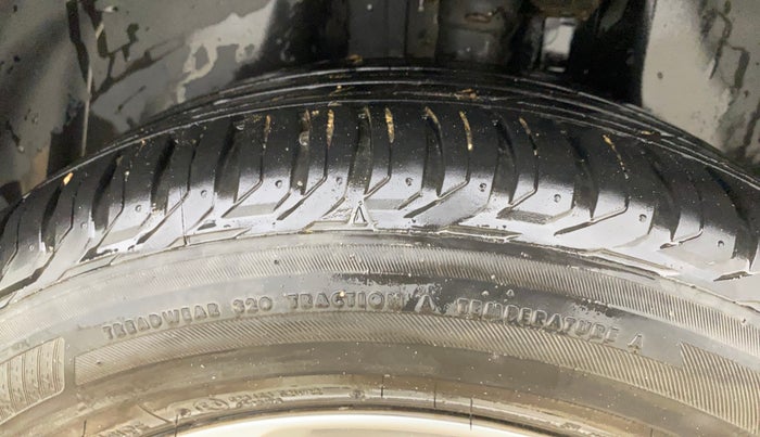 2017 Jeep Compass LIMITED 1.4 PETROL AT, Petrol, Automatic, 89,529 km, Left Rear Tyre Tread