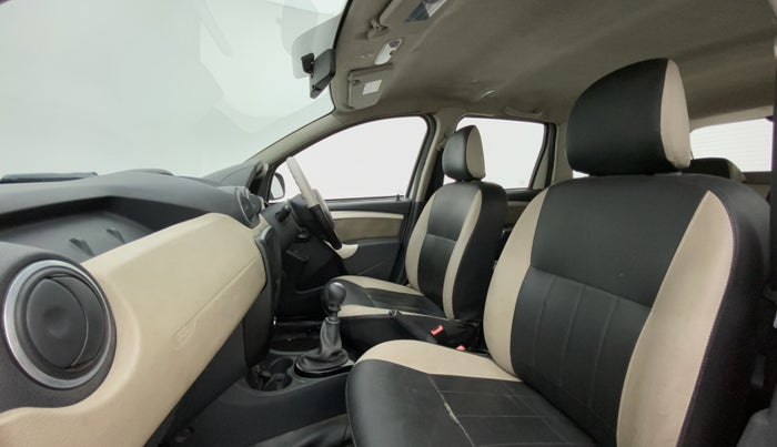 2014 Renault Duster 110 PS RXL DIESEL, Diesel, Manual, 76,746 km, Right Side Front Door Cabin