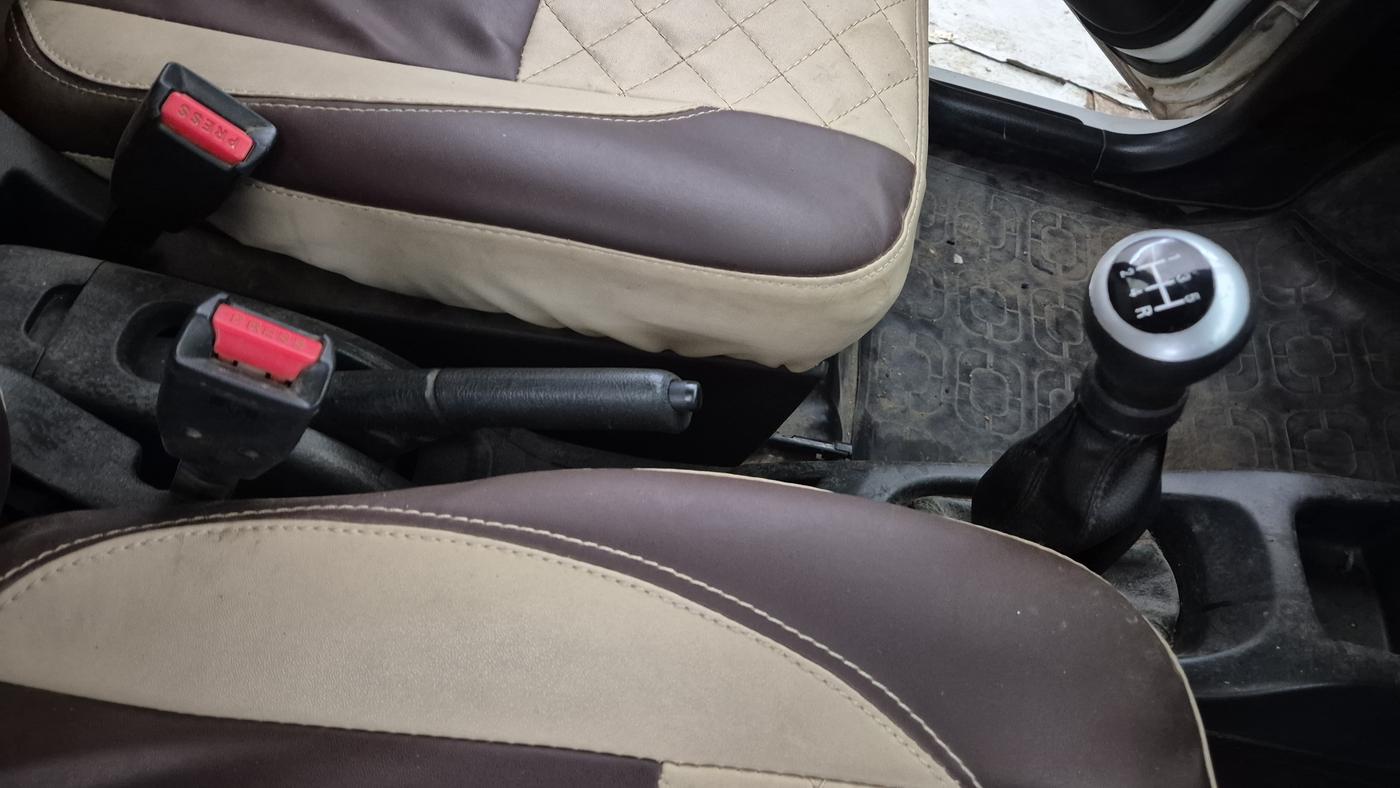 2014 Maruti Wagon R 1.0 LXI CNG, CNG, Manual, 74,132 km, Gear Lever